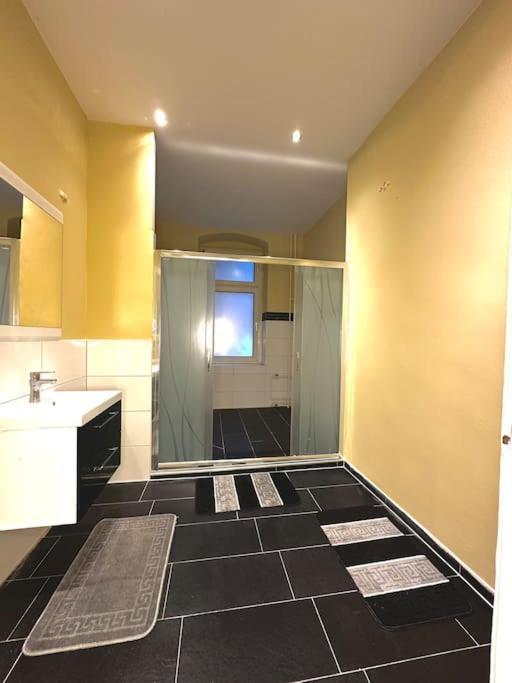 Schoenes Grosses Apartment Im Zentrum Berlins ภายนอก รูปภาพ